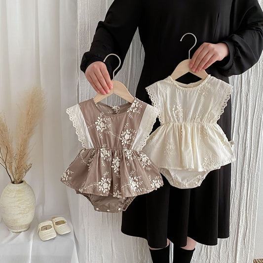 Summer Arrival Baby Girls Sleeveless Flowers Pattern Embroidery Bodysuit