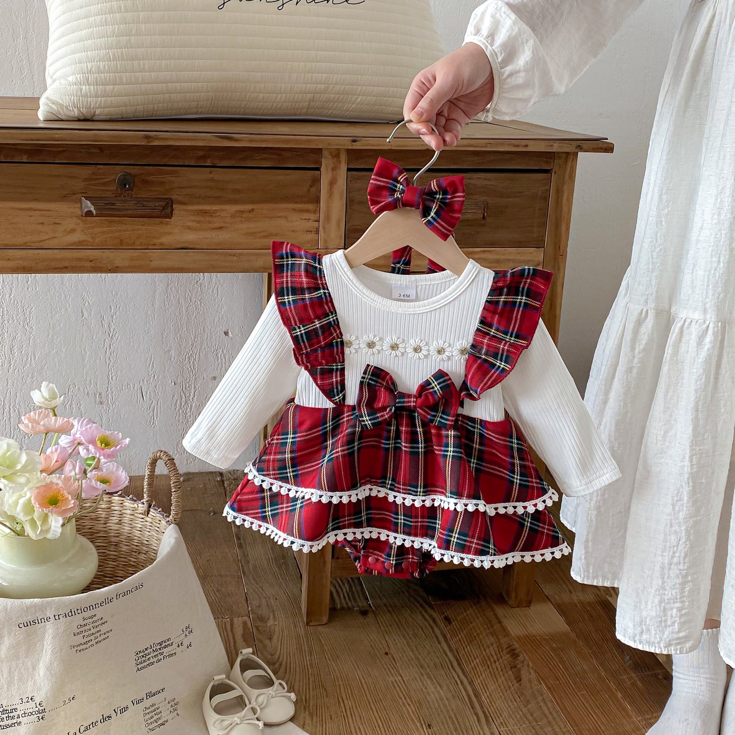 Spring and Autumn Arrival Baby Girls Long Sleeves Floral and Plaid Pattern Bodysuit