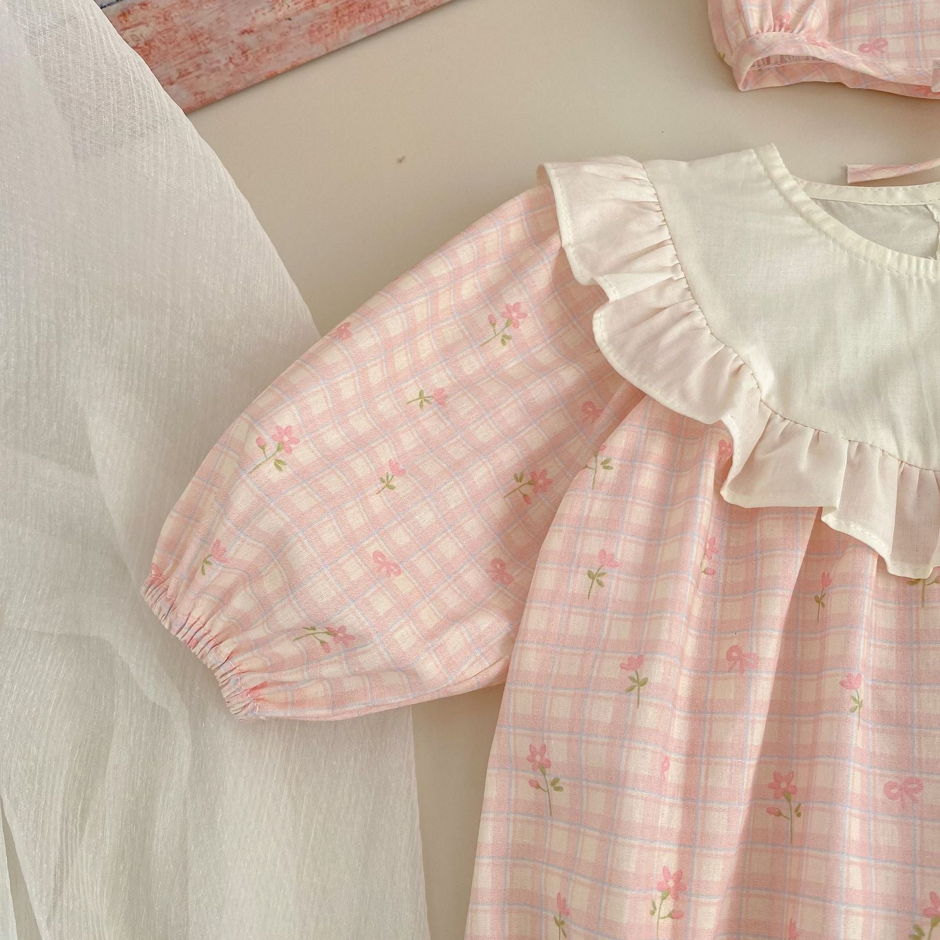 Spring Arrival Baby Girls Long Sleeves Flowers and Plaid Pattern Crew Neck Bodysuit, MyKids-USA®, Bodysuits, MyKids-USA -  -  -  -  -  -  - .
