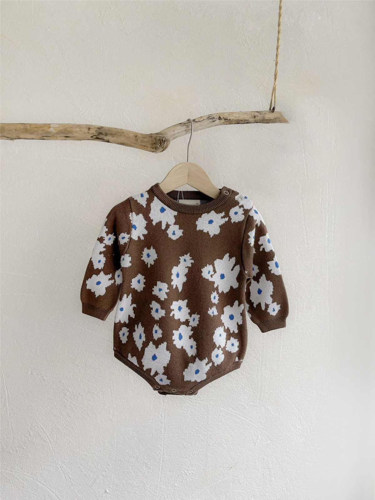 Arrival Autumn and Winter Baby Girls Floral Pattern Long Sleeves Knitted Bodysuit