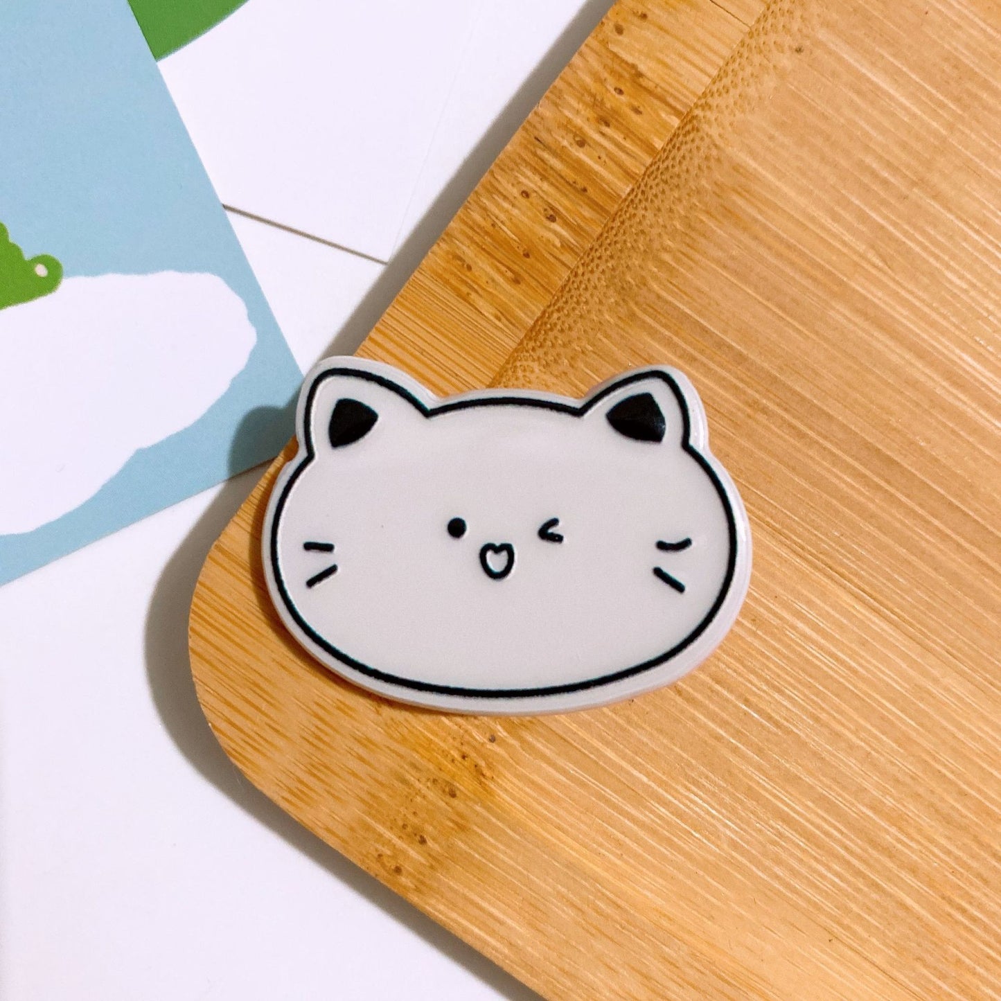 Collection of Acrylic Cartoon Hair Clips, MyKids-USA®, Hair Pins, Claws & Clips, MyKids-USA - Size/Age - Average Size (0-12Y） - Color - White -  -  - TR2605061637-E.