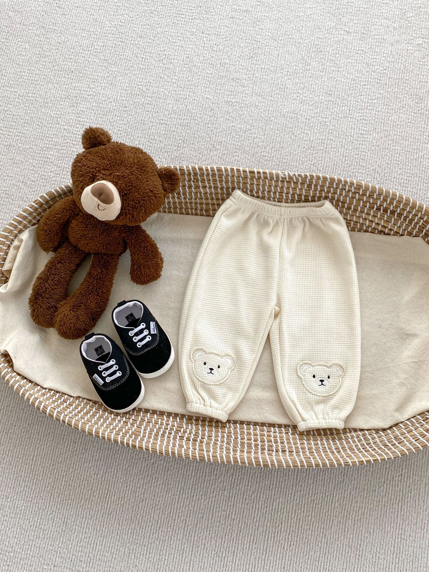 Spring Adorable Baby Kids Unisex Teddy Bear Knitted Waffle Grid Thin Pants