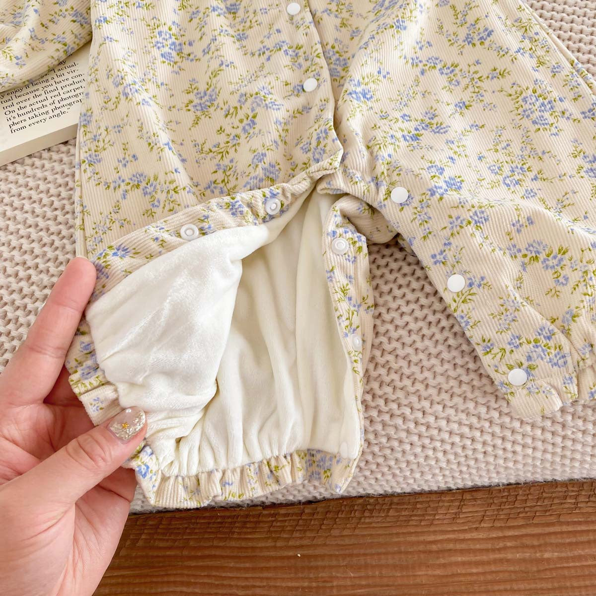 Winter Arrival Baby Girls Long Sleeves Floral Pattern Fleece-line Rompers with Hat, MyKids-USA®, Baby One-Pieces, MyKids-USA -  -  -  -  -  -  - 