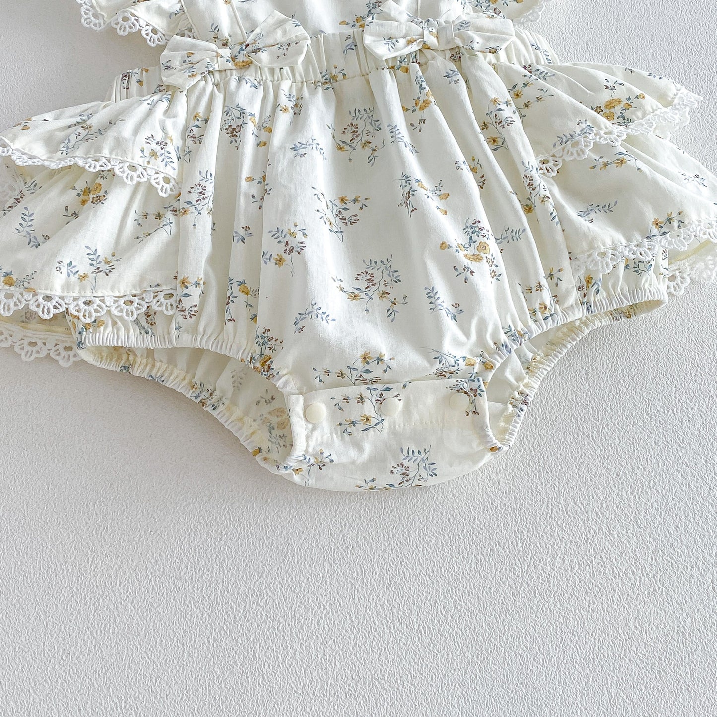 Design Summer Baby Kids Girls Fly Sleeves Floral Pattern Bodysuit