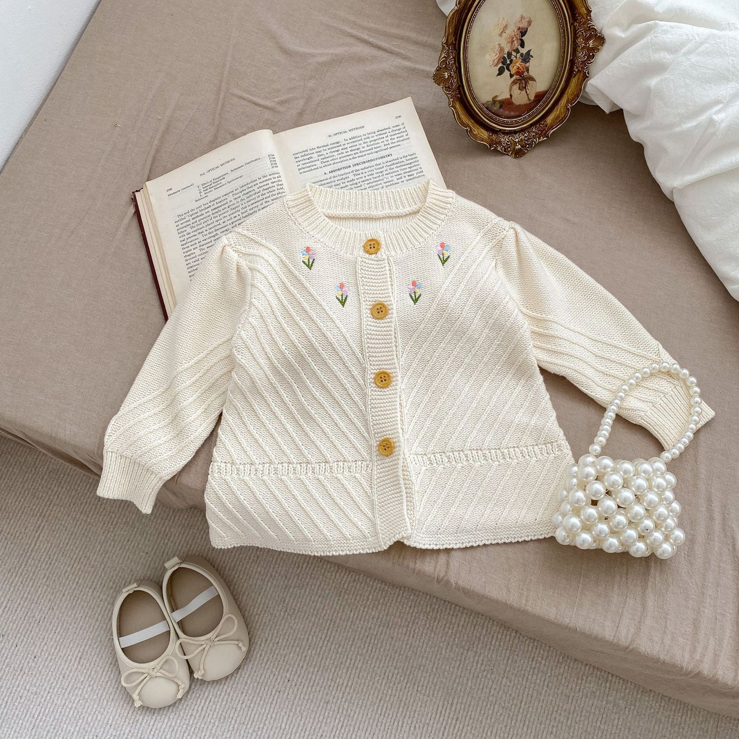 Embroidered Design High Quality Knit Cardigan