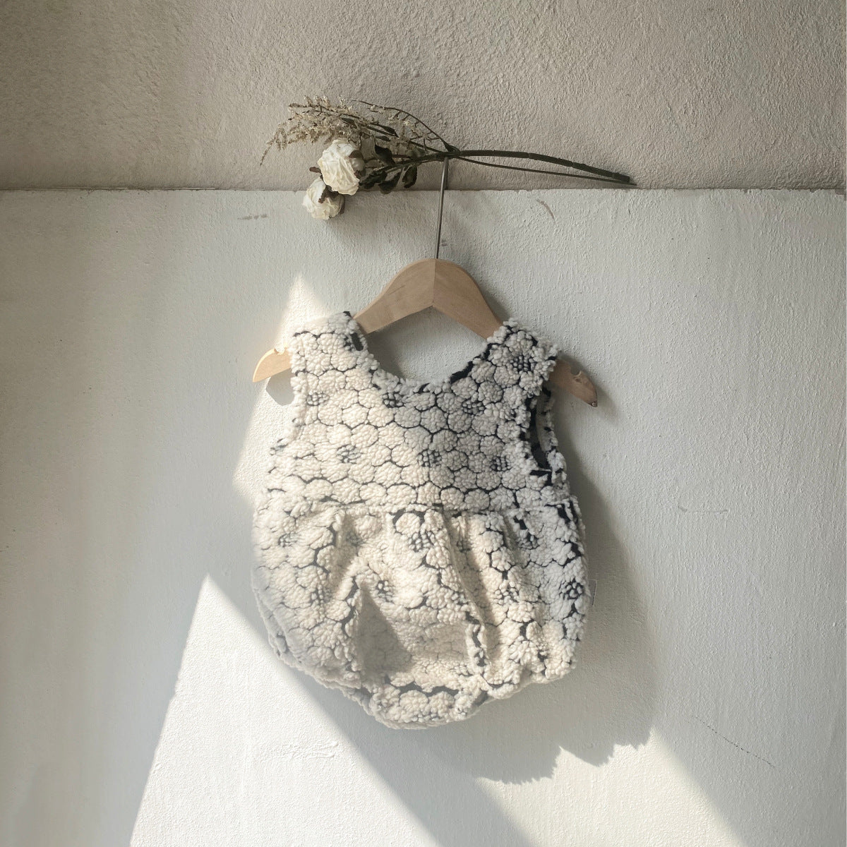 Autumn and Spring Arrival Baby Girls Flowers Pattern Sleeveless Crew Neck Bodysuit, MyKids-USA®, Bodysuits, MyKids-USA - Size/Age - 66 (3-6M) - Color - Beige -  -  - TR2601261637-A.