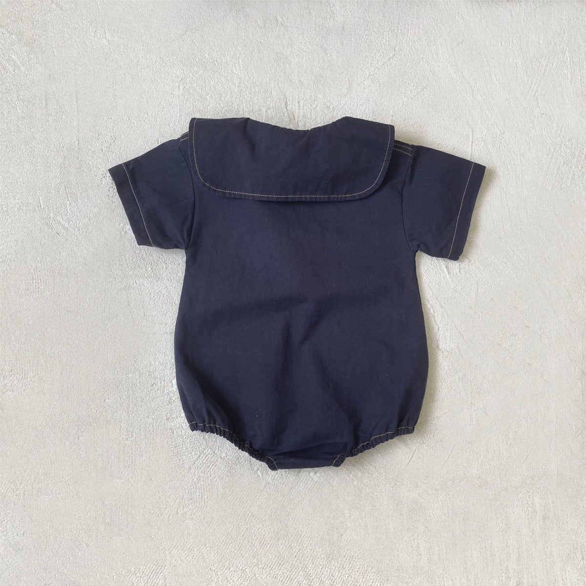 Summer and Autumn Arrival Baby Girls Short Sleeves Turn-down Collar Plain Bodysuit