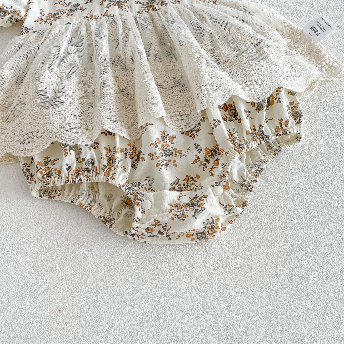 Arrival Summer Baby Kids Girls Short Sleeves Floral Pattern Bodysuit with Hat, MyKids-USA®, Baby One-Pieces, MyKids-USA -  -  -  -  -  -  - .