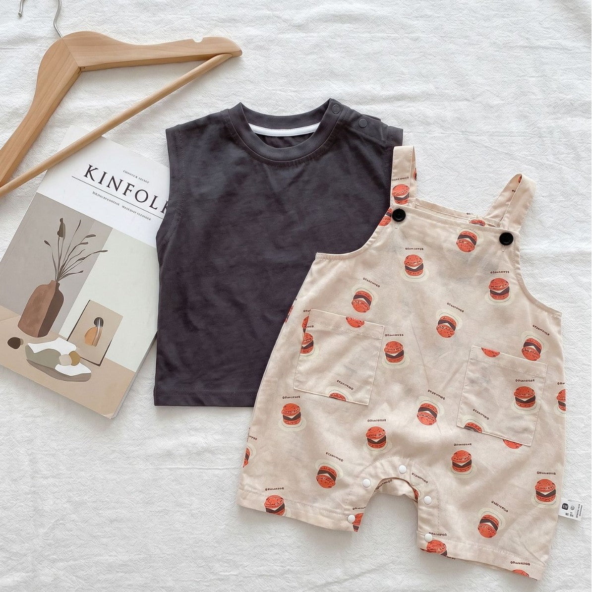 Arrival Summer Baby Kids Sleeveless Vest and Cartoon Overalls Clothing Set