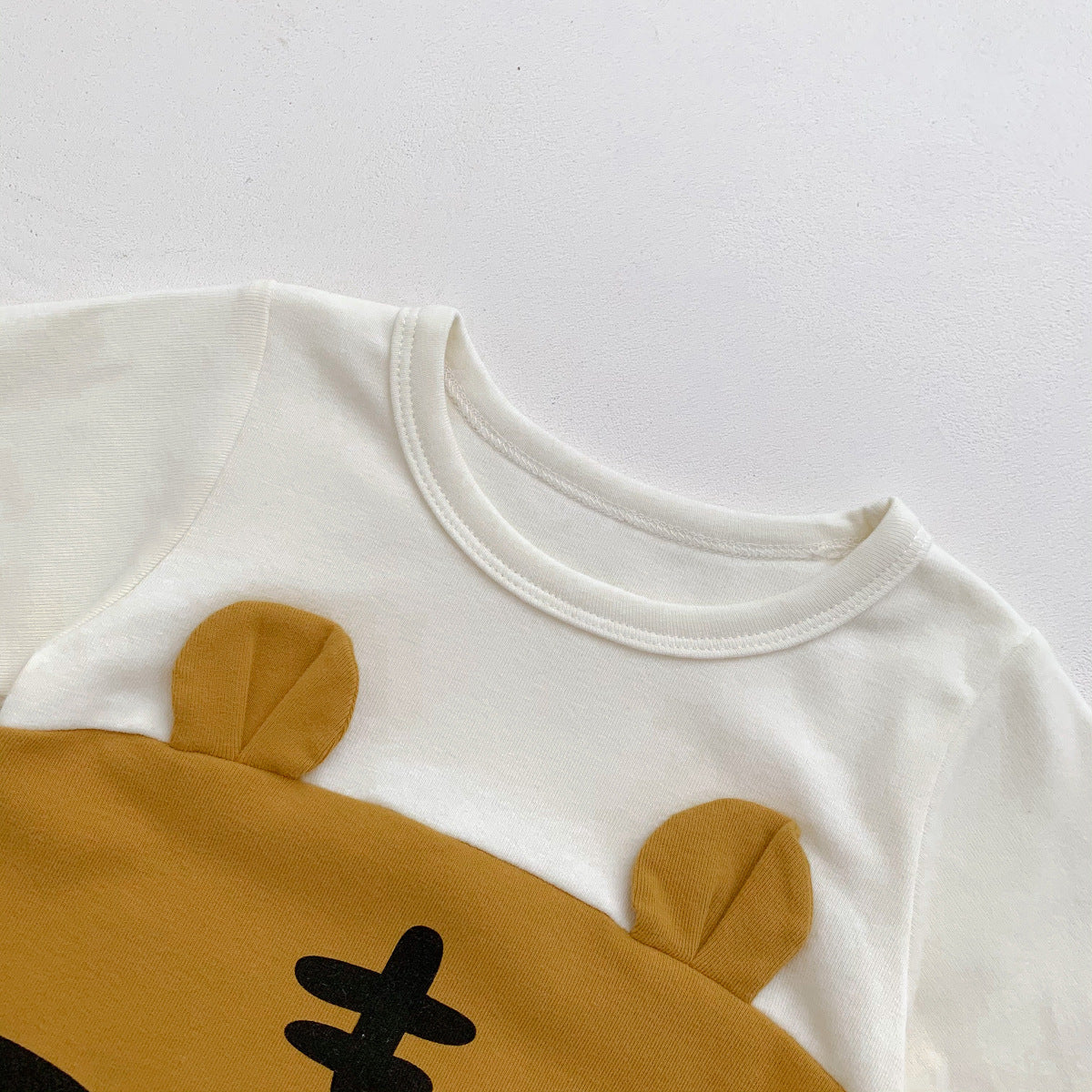 Autumn Arrival Baby Unisex Long Sleeves Cute Tiger Pattern Bodysuit