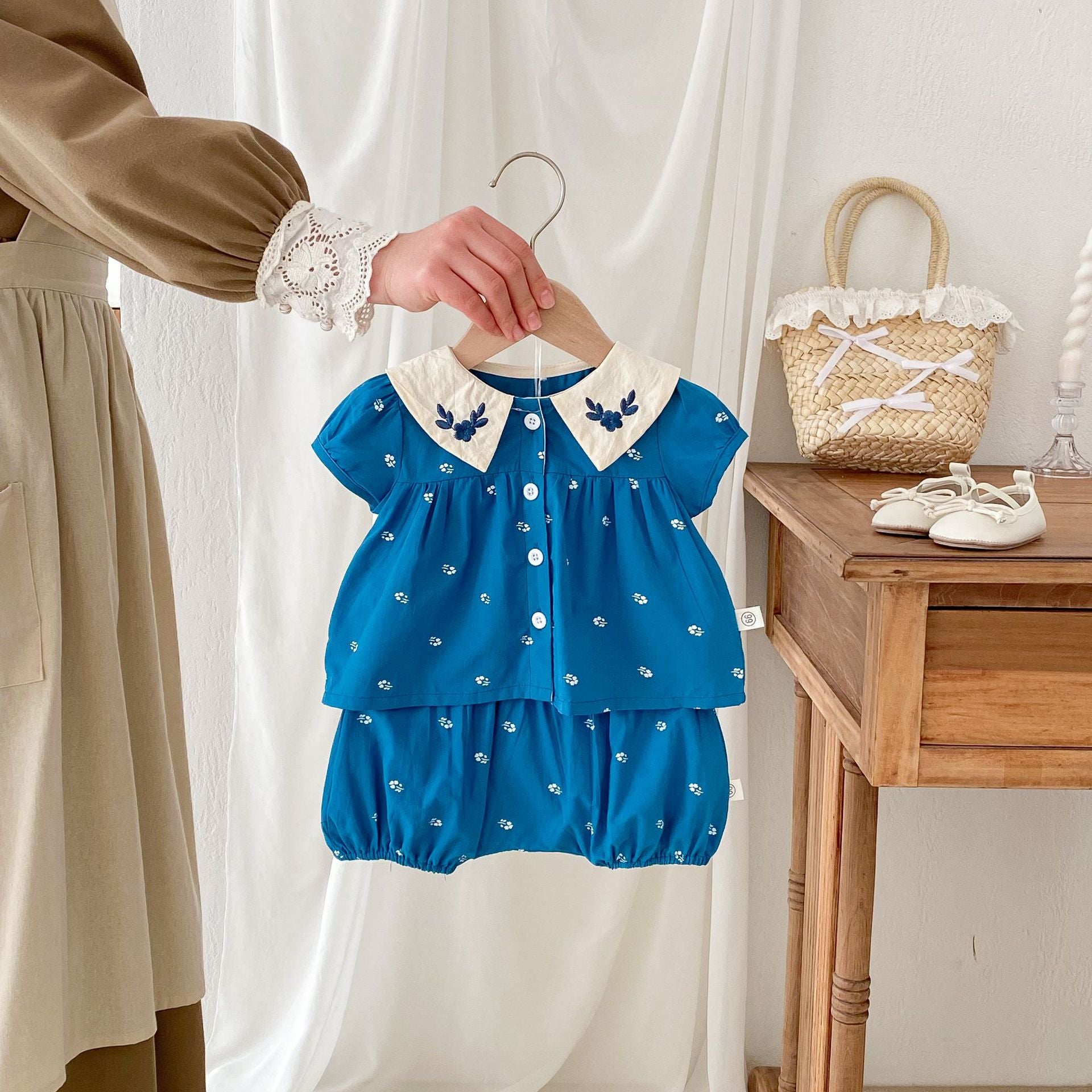 Summer Hot Selling Baby Kids Girls Short Sleeves Vintage Floral Pattern Top and Bloomers Clothing Set, MyKids-USA®, Baby & Toddler Outfits, MyKids-USA - Size/Age - 66 (3-6M) - Color - Blue -  -  - TR2506141210-A.