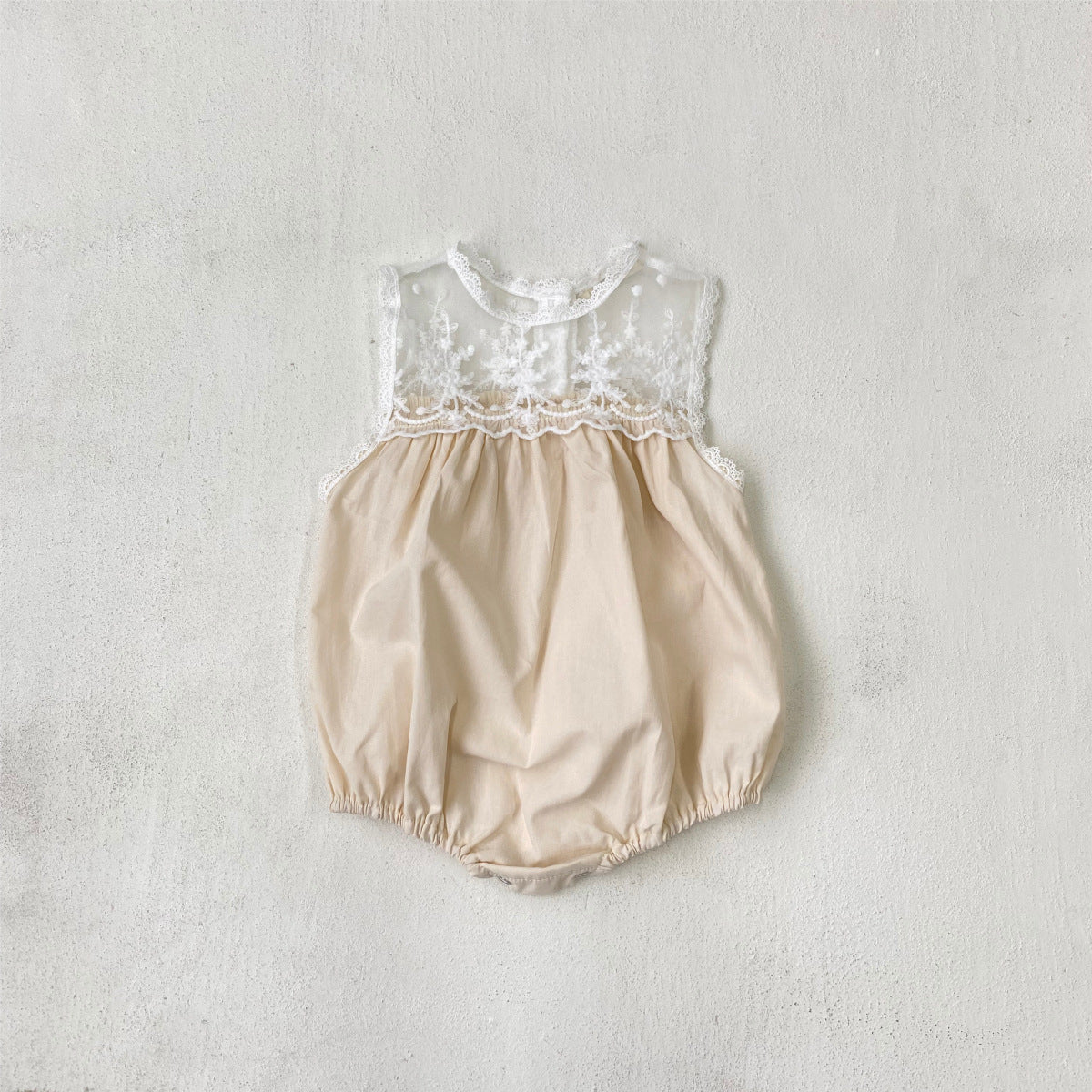 Summer Arrival Baby Girls Sleeveless Flowers Pattern Lace Patchwork Bodysuit