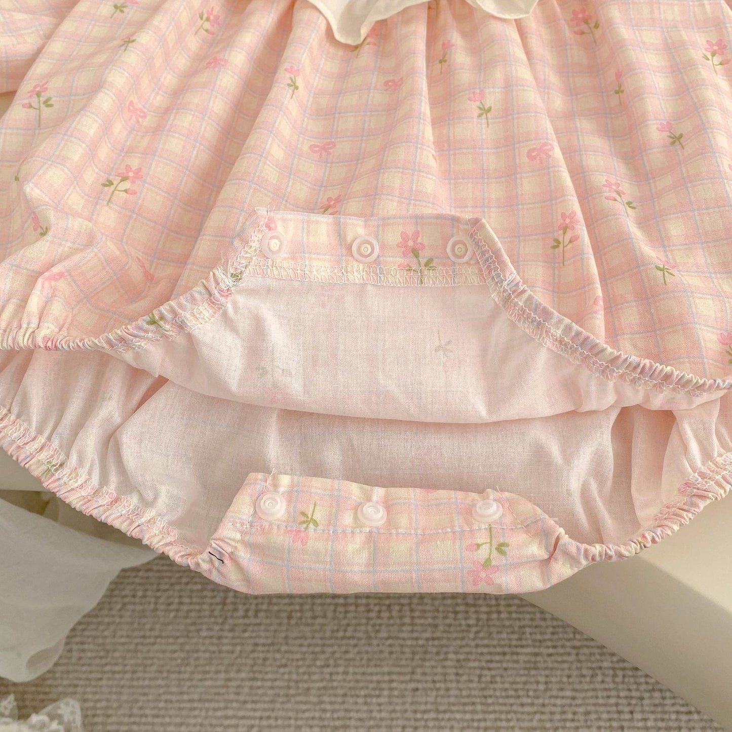 Spring Arrival Baby Girls Long Sleeves Flowers and Plaid Pattern Crew Neck Bodysuit, MyKids-USA®, Bodysuits, MyKids-USA -  -  -  -  -  -  - .