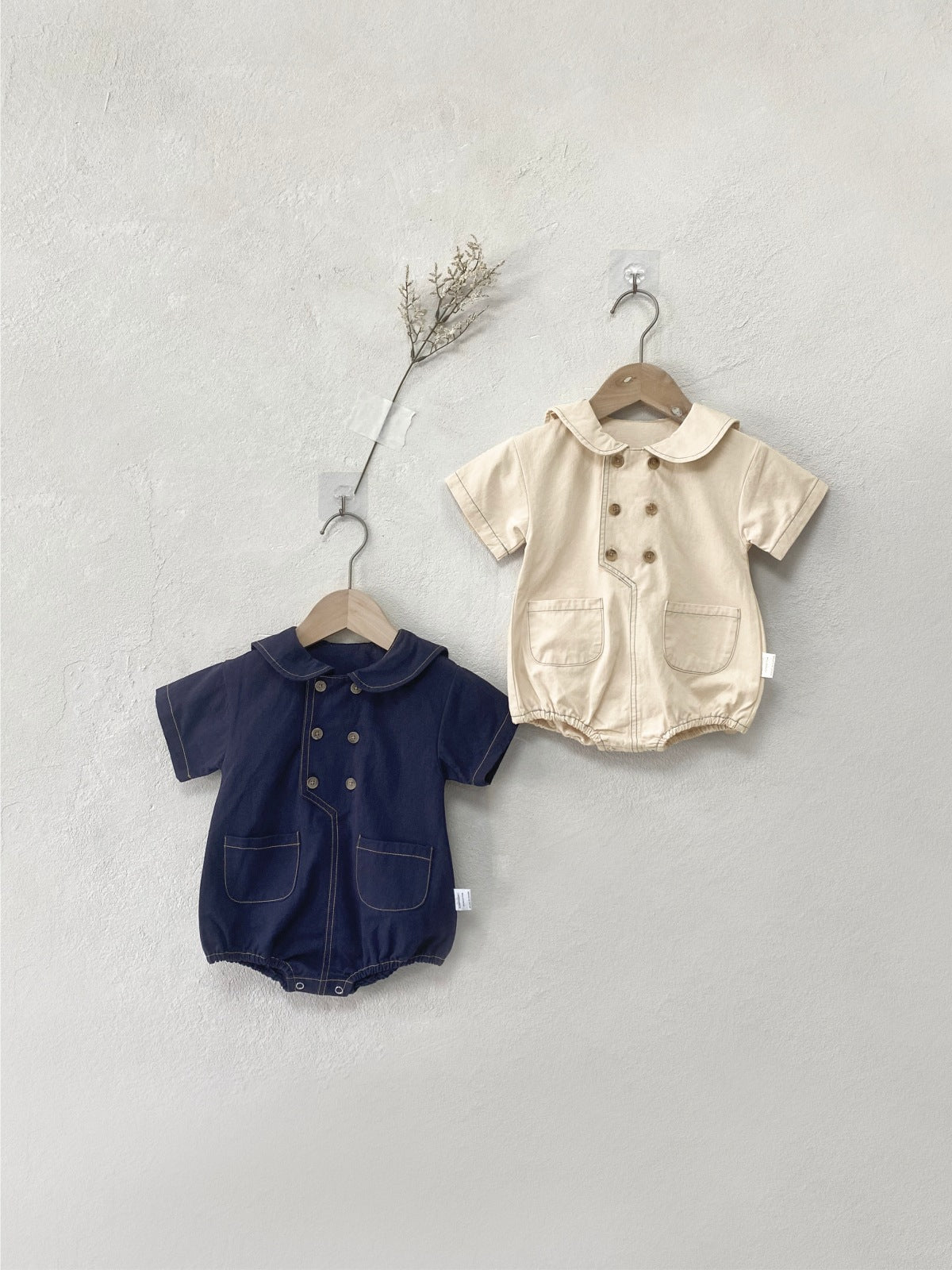 Summer and Autumn Arrival Baby Girls Short Sleeves Turn-down Collar Plain Bodysuit