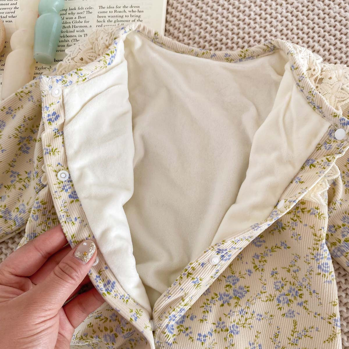 Winter Arrival Baby Girls Long Sleeves Floral Pattern Fleece-line Rompers with Hat, MyKids-USA®, Baby One-Pieces, MyKids-USA -  -  -  -  -  -  - 