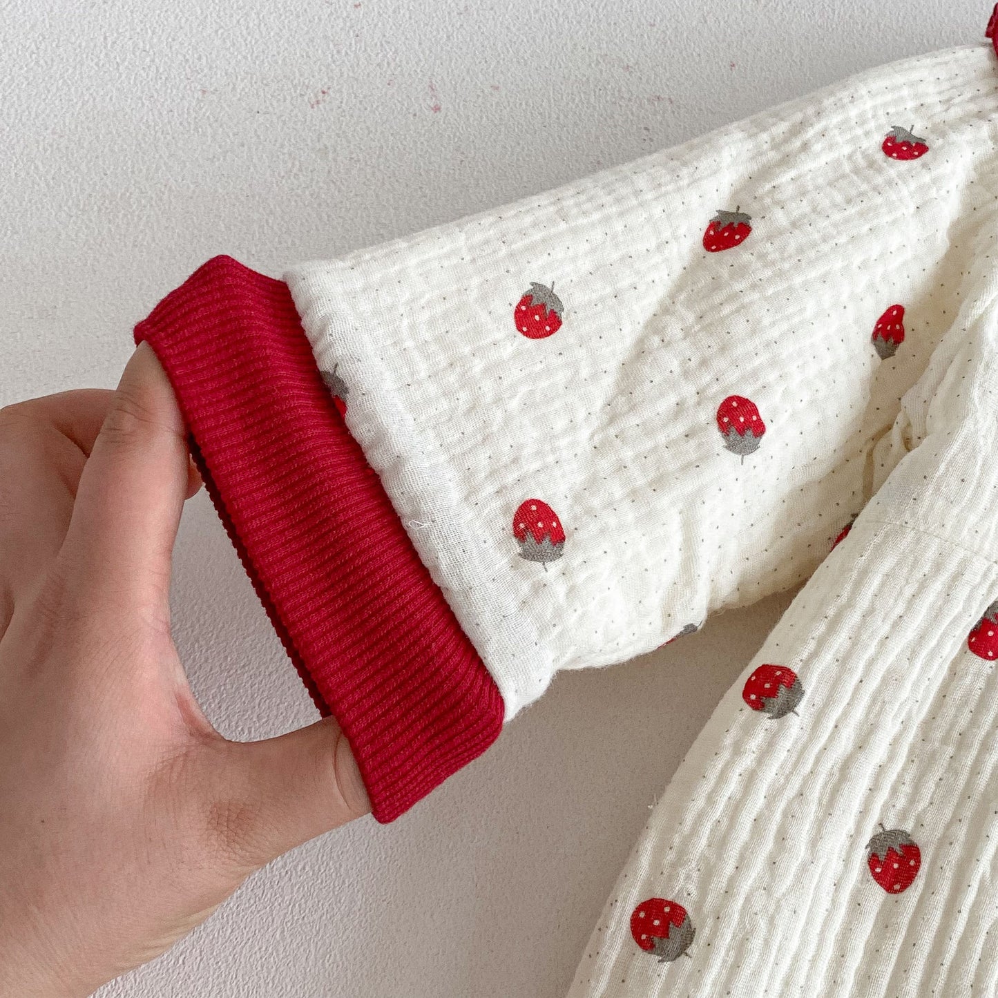 Winter Arrival Baby Girls Long Sleeves Strawberry Pattern Fleece-line Warm Rompers, MyKids-USA®, Baby One-Pieces, MyKids-USA -  -  -  -  -  -  - 