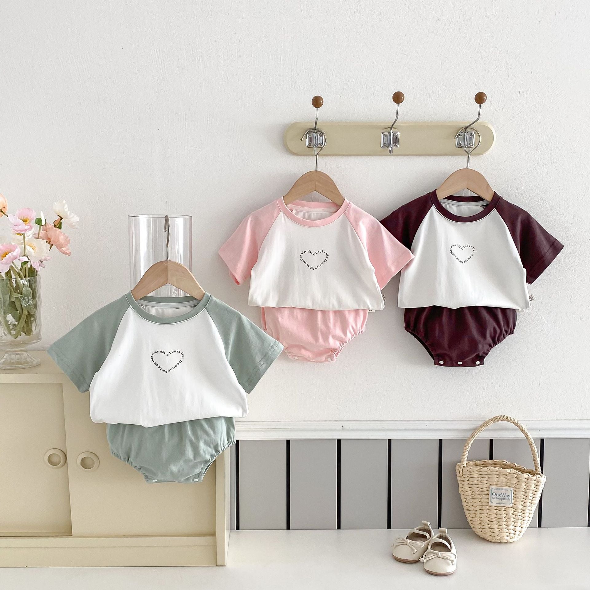 Summer Hot Selling Baby Kids Girls Short Sleeves Heart Pattern T-shirt and Bloomers Clothing Set, MyKids-USA®, Baby & Toddler Outfits, MyKids-USA -  -  -  -  -  -  - 