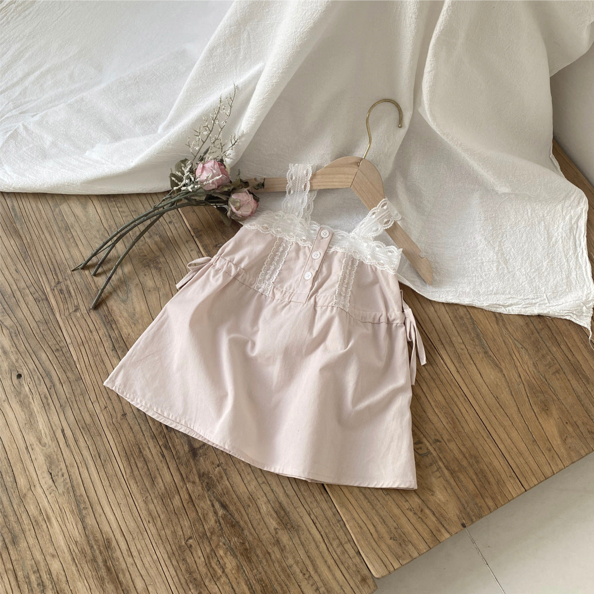 Summer Arrival Baby Girls Sleeveless Lace Strap Dress