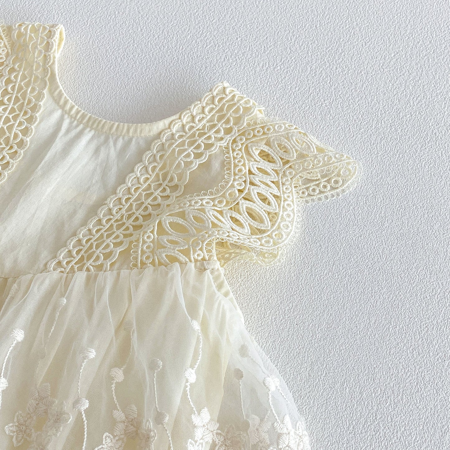 Design Summer Baby Kids Girls Sleeveless Lace Trim Bodysuit