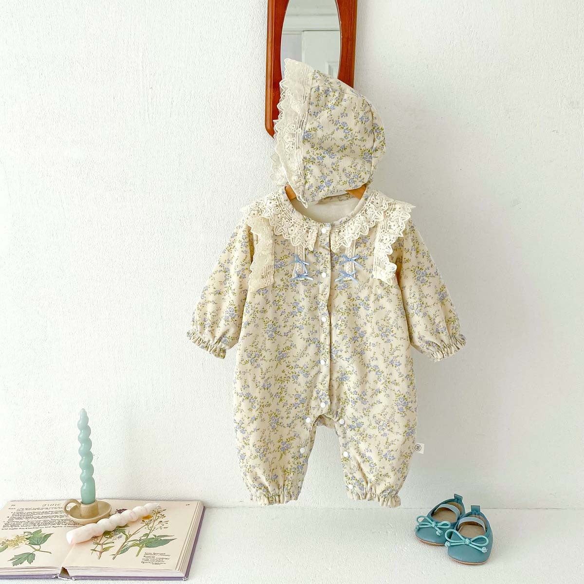 Winter Arrival Baby Girls Long Sleeves Floral Pattern Fleece-line Rompers with Hat, MyKids-USA®, Baby One-Pieces, MyKids-USA -  -  -  -  -  -  - 