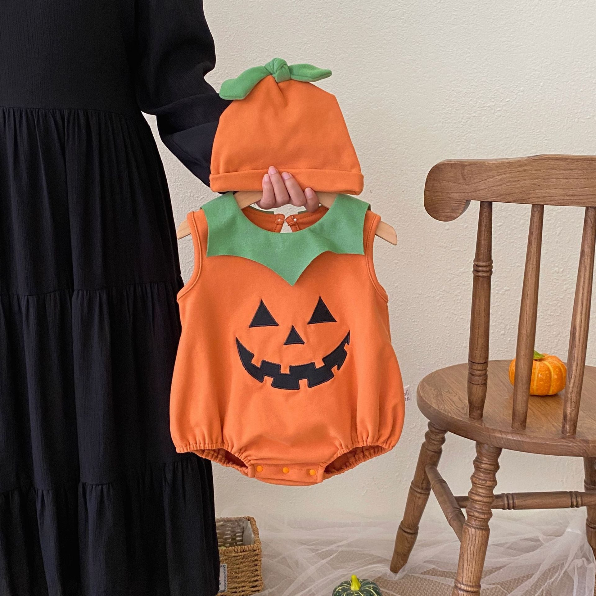 Autumn Arrival Baby Unisex Sleeveless Halloween Pumpkin Pattern bodysuit with Hat, MyKids-USA®, Baby & Toddler Outfits, MyKids-USA - Size/Age - 66 (3-6M) - Color - Orange -  -  - TR2509172357-A.
