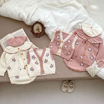 Adorable Embroidered Lapel Knitted Clothing Sets