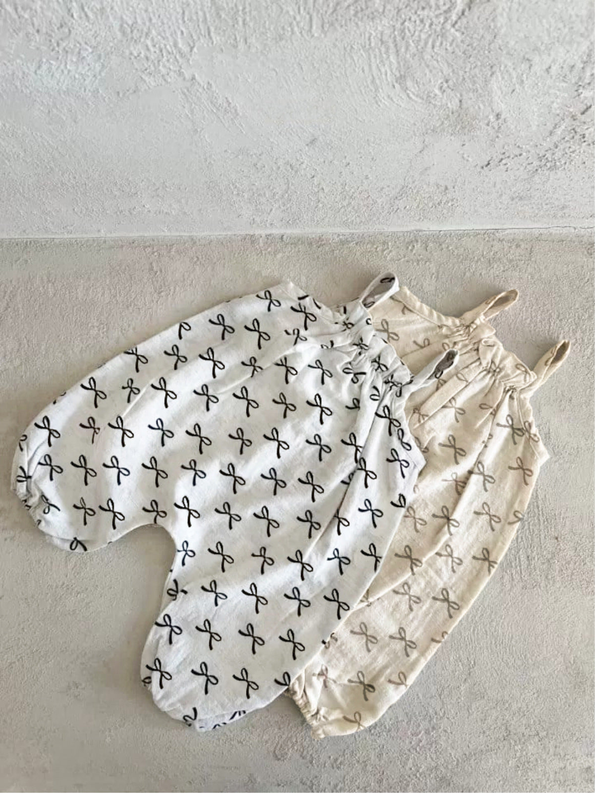 Summer Arrival Baby Girls Sleeveless Geometric Pattern Strap Rompers Overalls