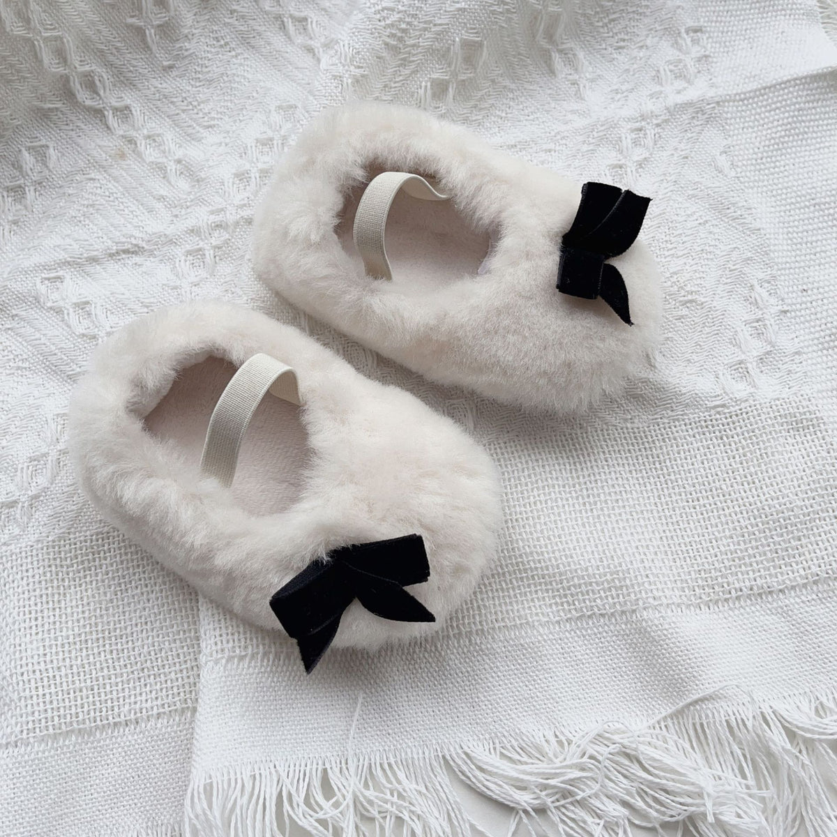 Cute Baby Girl Solid Color Combo Bow Tie Design Plush Warm Anti-Slip Shoes, MyKids-USA®, Shoes, MyKids-USA - Size/Age - insole length 11.00 cm - Color - White -  -  - QQ2310170916-C.