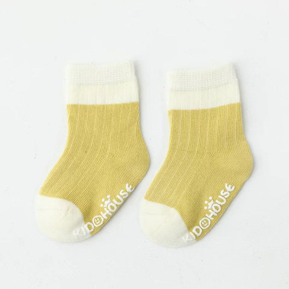 MyKids-USA® Baby Two Colors Contrast Boneless Bottom Dispensing Socks 1 Lot = 5 Pairs