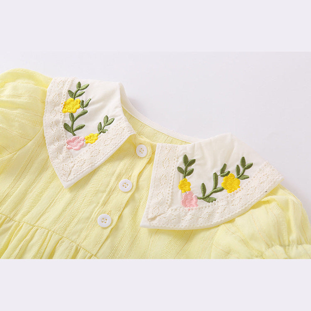 MyKids-USA® Baby Girl Floral Embroidery Design Solid Color Short-Sleeved bodysuit In Outside Wearing