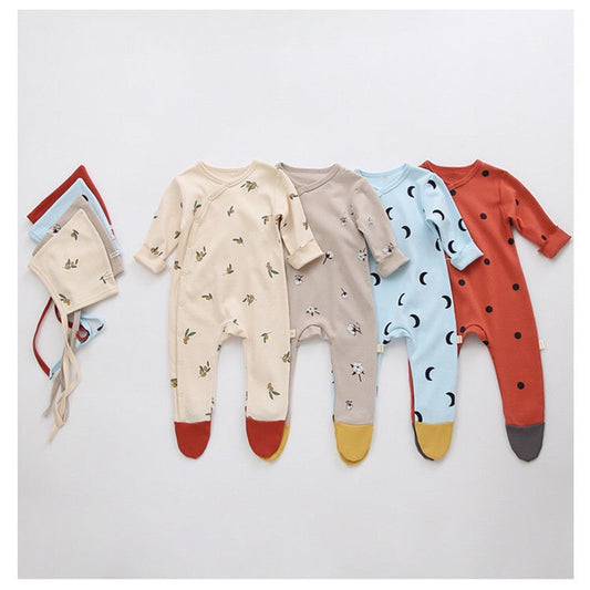 Baby Printed Graphic Side Button Design Long Sleeved Jumpsuit Romper Pajamas With Hat