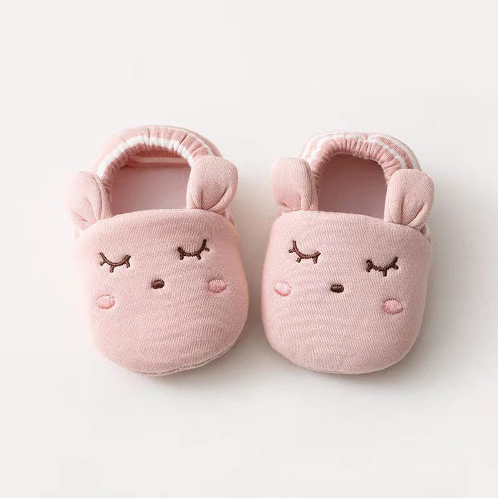 MyKids-USA® Baby Cartoon Animal Embroidered Graphic Cotton Filling Design Warm Toddle Shoes