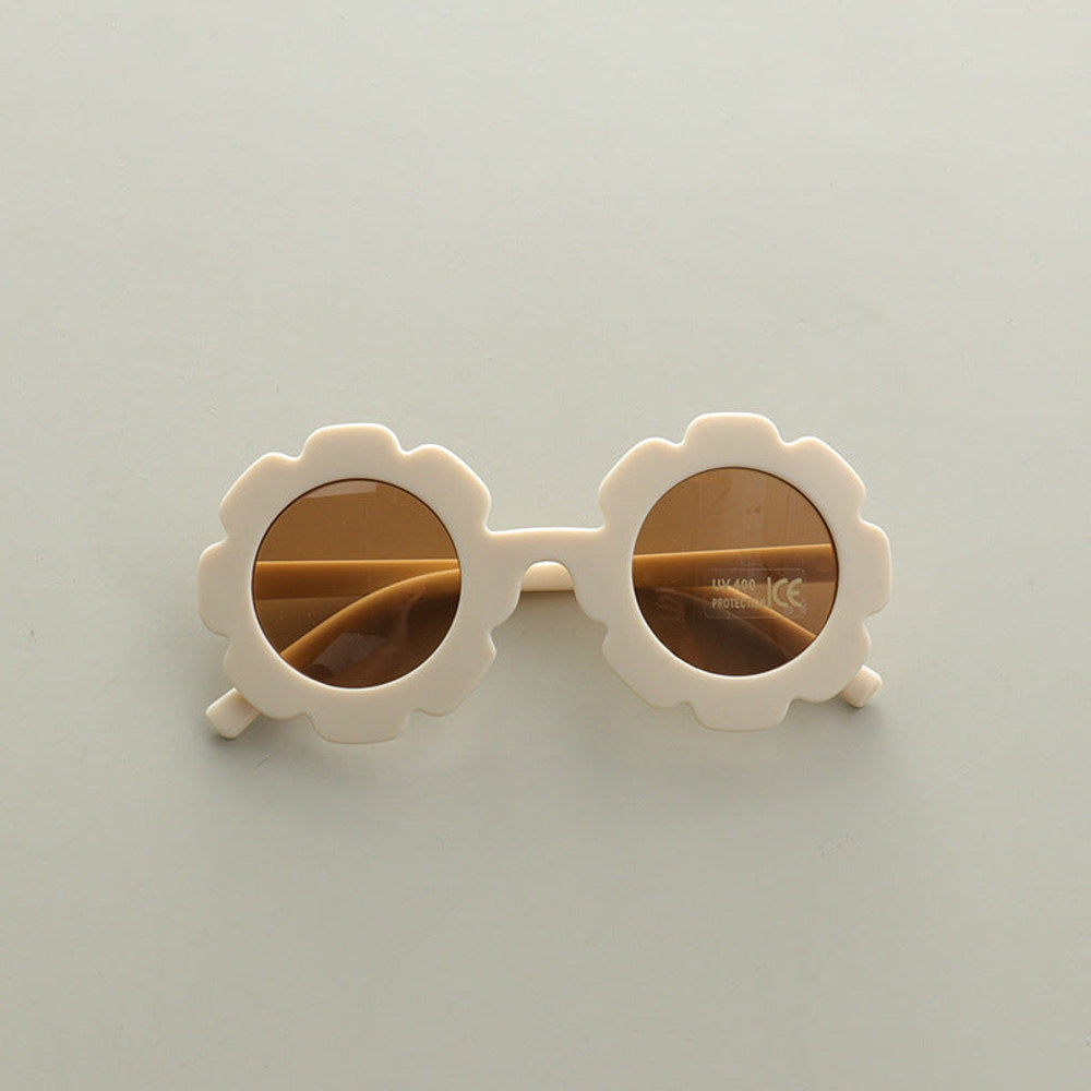 Kids Boy And Girl Flower Frame Shape Cute Fashion Sunglasses