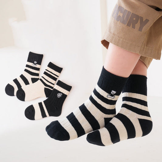 MyKids-USA® Kids Unisex Embroidery Pattern Comfortable Crew Socks Set