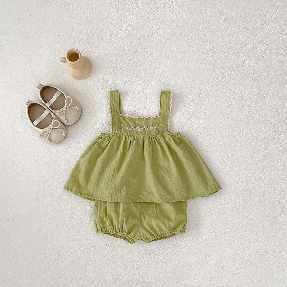 MyKids-USA® Summer Baby Girls Sleeveless Lace Trim Strap Top Dress And Bloomers Clothing Set