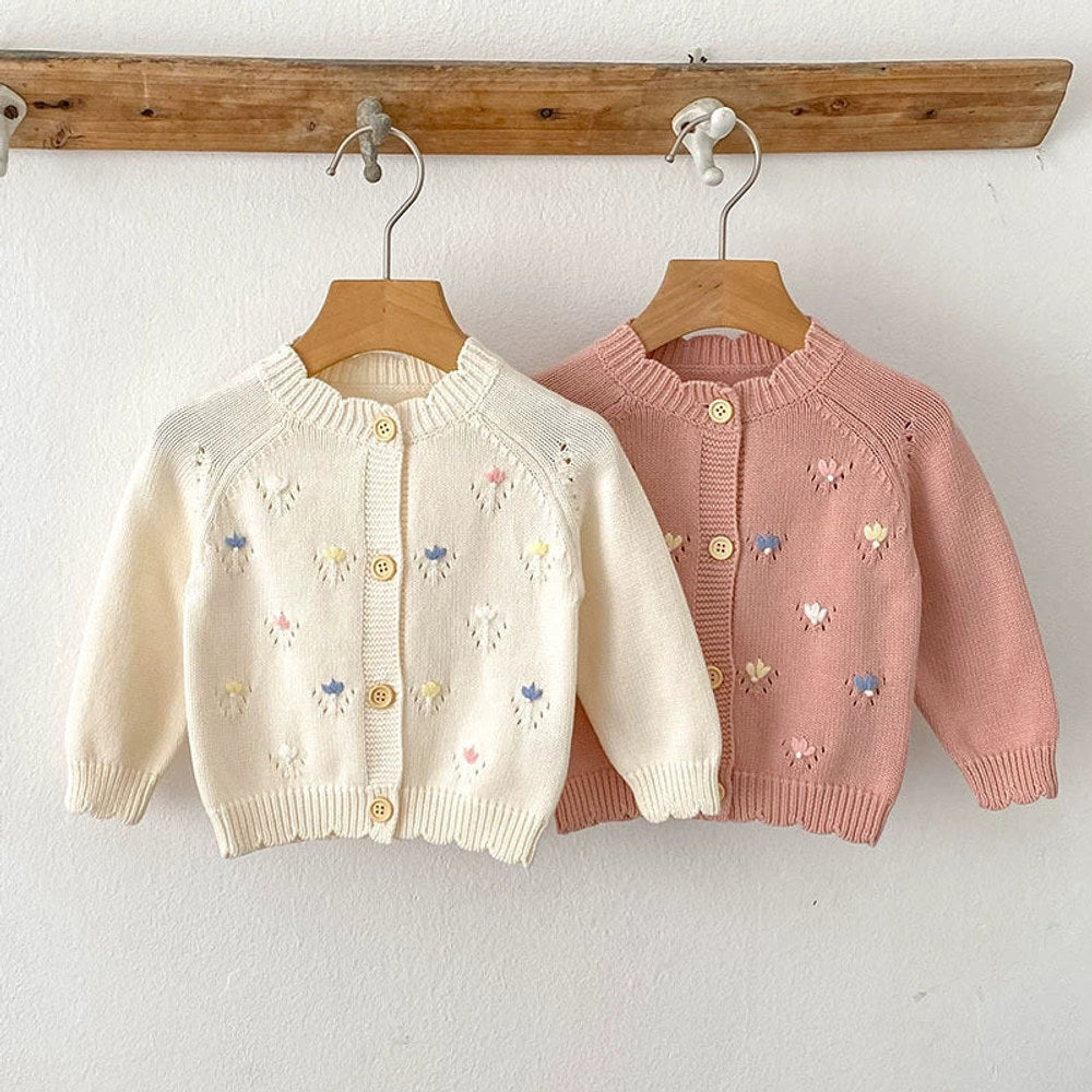 Autumn Arrival Baby Girls Comfortable Flowers Embroidery Pattern Knitted Long Sleeves Cardigan
