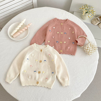 Autumn Arrival Baby Girls Comfortable Flowers Embroidery Pattern Knitted Long Sleeves Cardigan
