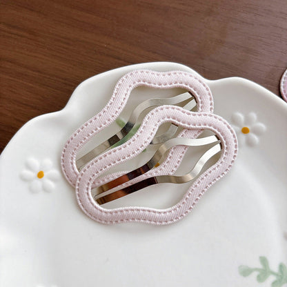 MyKids-USA® Collection of 2 Pieces Plaid Hollow-out Hair Clips