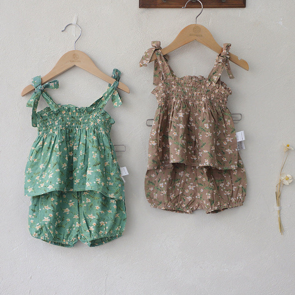 MyKids-USA® Baby Kids Girls Sleeveless Floral Vest and Shorts Clothing Set