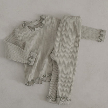 Baby Kids Long Sleeves Ruffle Trim Solid Color Top and Puff Pants 2-piece Pajamas Set