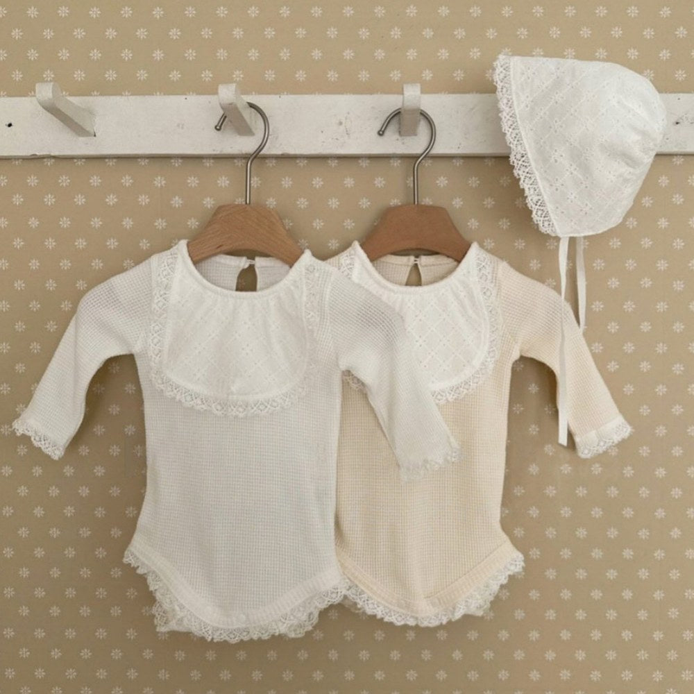 Baby Girls Long Sleeves Simple Lace Trim Waffle Grid Onesies with Hat