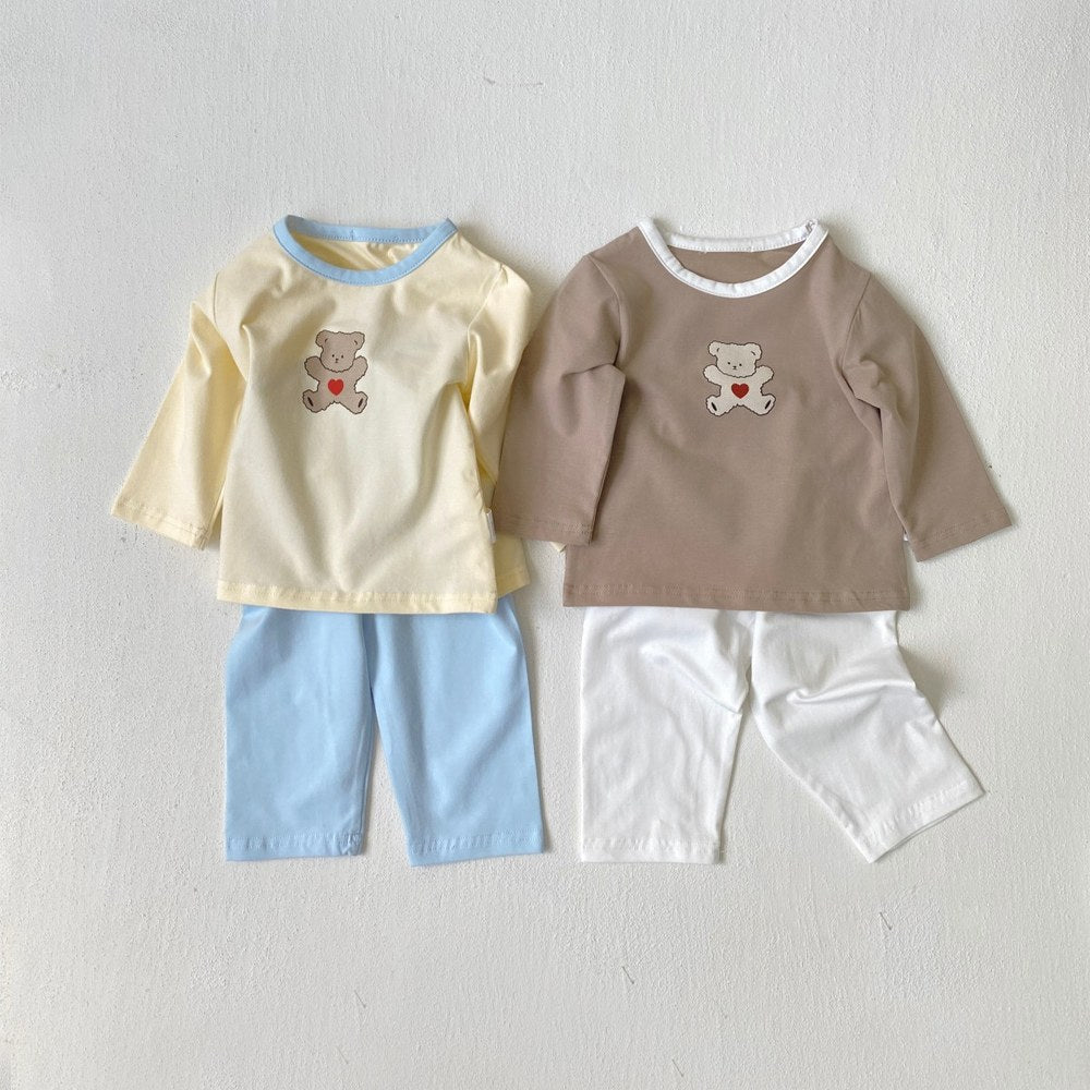 Baby Kids Long Sleeves Teddy Bear Pattern Top and Solid Color Pants 2-piece Pajamas Clothing Set