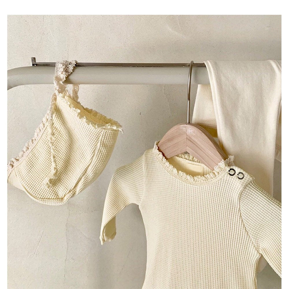 Baby Girls Long Sleeves Solid Color Bodysuit with Hat