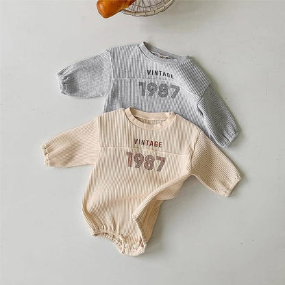 Baby Long Sleeves Vintage Letters Pattern Bodysuit