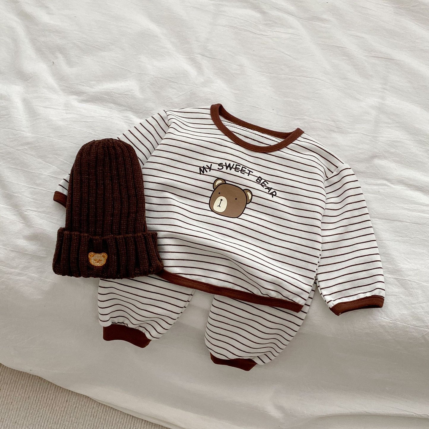Conjuntos de pantalones combinados con capucha y patrón de oso de dibujos animados para bebés 