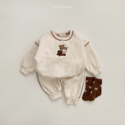 Conjuntos de ropa de otoño con capucha de diseño parcheado de oso de color sólido para bebé 