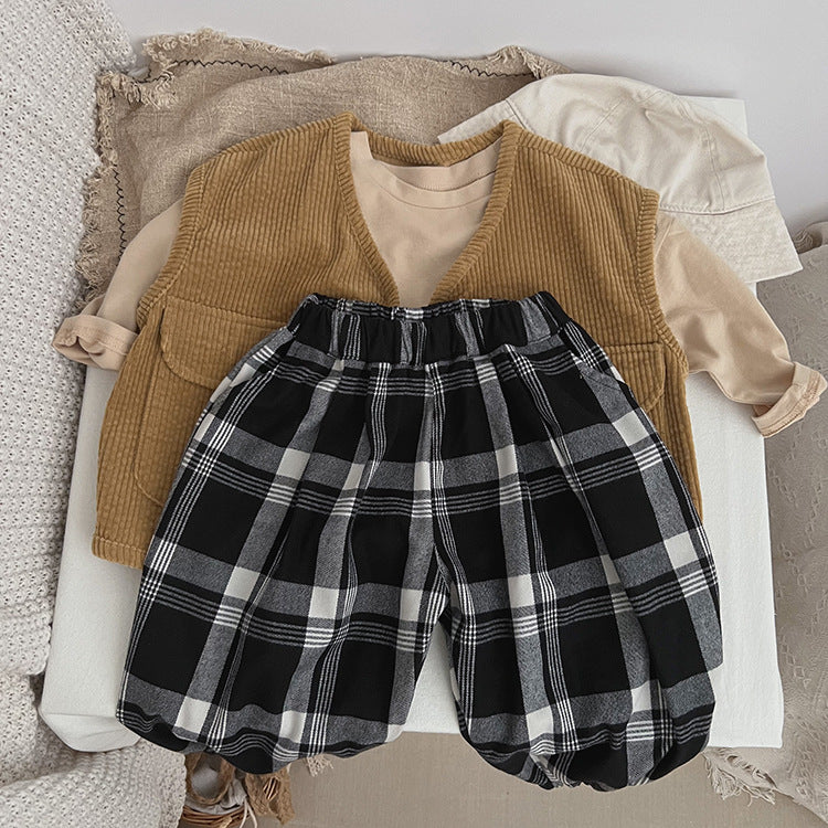 Pantalones de algodón sueltos con patrón de cuadros clásicos para bebés 